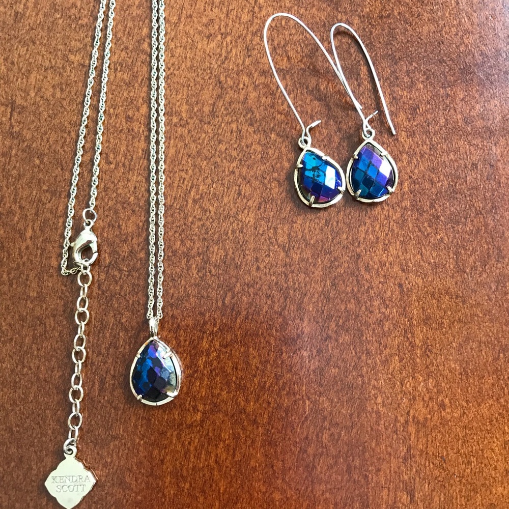 Kendra Scott Earrings and Necklace set